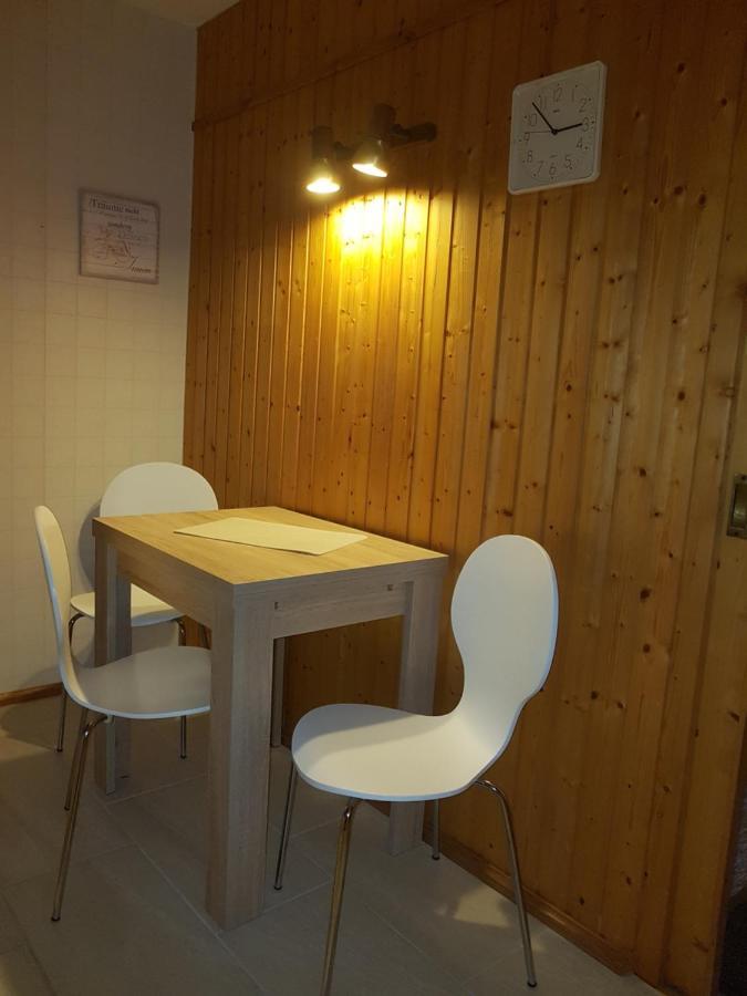 Pension Zum Weissen Hirsch Reitwein 외부 사진