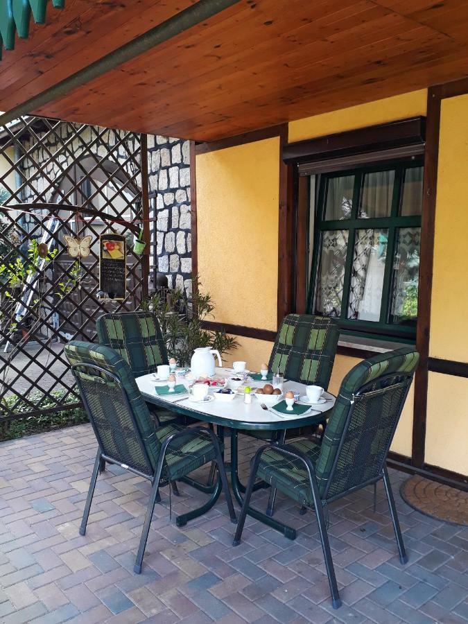 Pension Zum Weissen Hirsch Reitwein 외부 사진